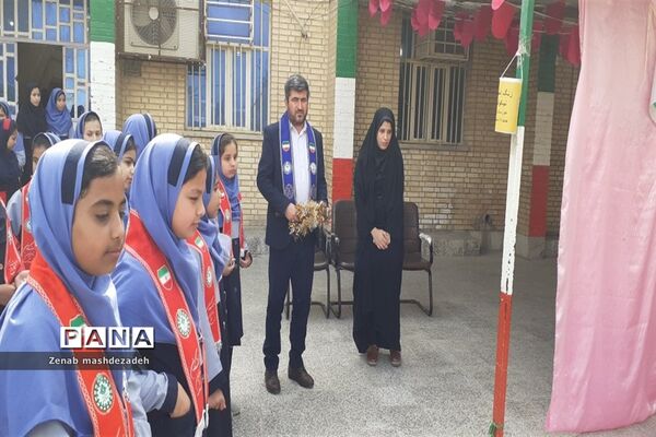 نواختن زنگ درختکاری در مدارس شادگان