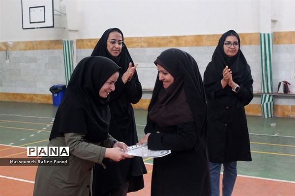 اختتامیه مسابقات هندبال دختران شهرستان گلبهار