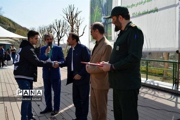 طرح ماندگار غرس نهال در منطقه 2 تهران