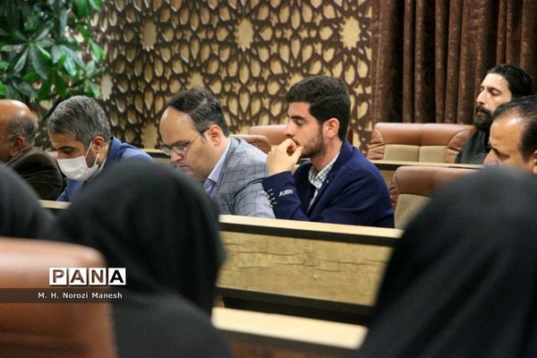 نشست خبری ستاد تسهیلات زائران و خدمات سفر استان قم