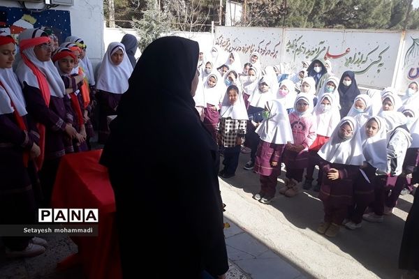 جشن نیکوکاری در دبستان حضرت زهرا(س) ۲ رودهن
