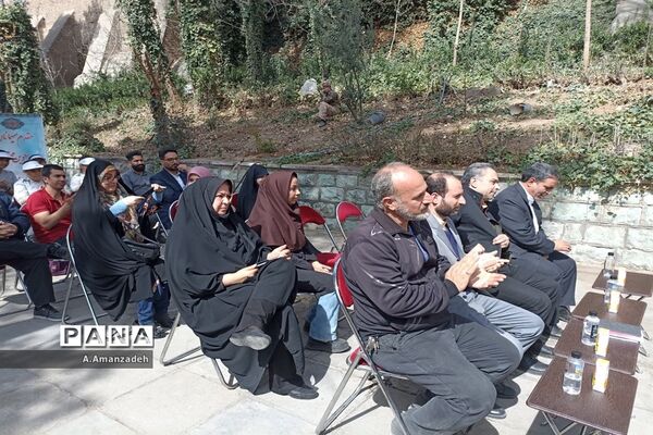 با کاشت هر درخت، یادشهیدی را زنده نگه می‌داریم
