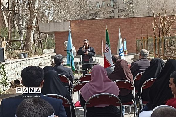 با کاشت هر درخت، یادشهیدی را زنده نگه می‌داریم