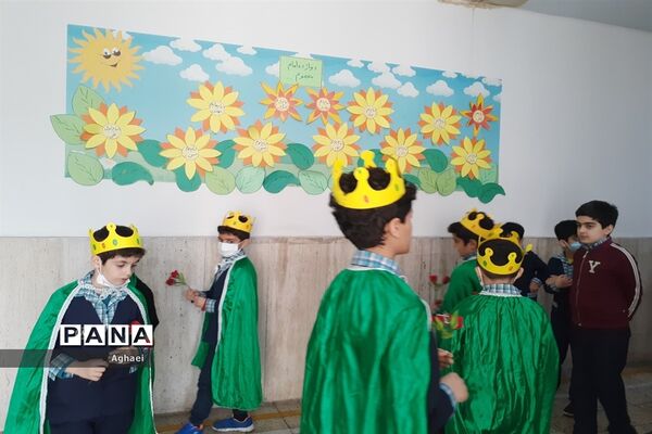 برگزاری جشن نیمه شعبان در دبستان احمد معینی منطقه ۱۳