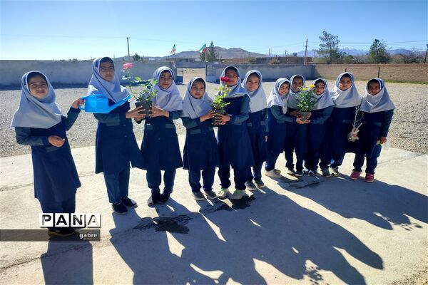 جشن روز درختکاری مدرسه لقمان شهرستان خاتم