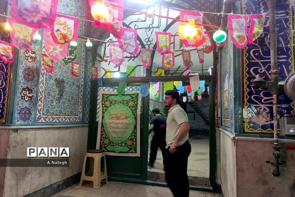 آماده‌سازی فضای محله‌ها برای جشن بزرگ نیمه شعبان