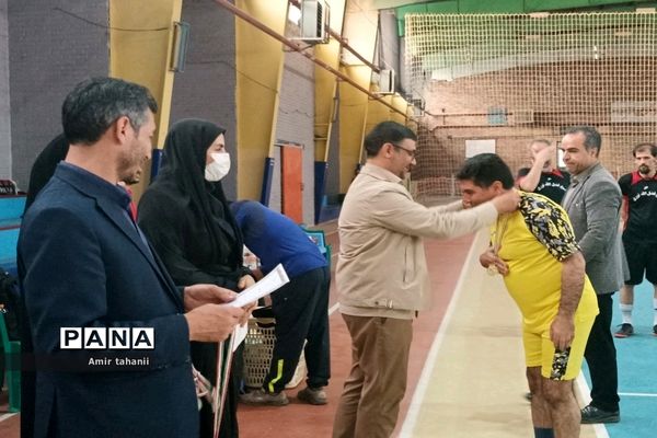 برگزاری مسابقه فوتسال فرهنگیان منطقه ۱۸