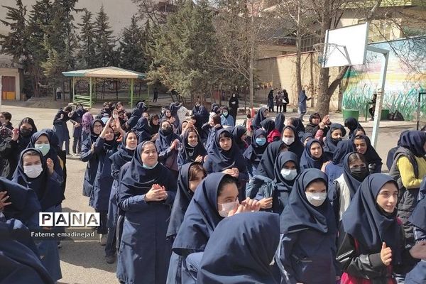 آیین روز درختکاری در دبیرستان تربیت رودهن