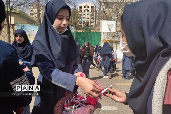 آیین روز درختکاری در دبیرستان تربیت رودهن