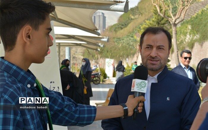 دانش‌آموزان می‌توانند بهترین مروج فرهنگ درختکاری باشند