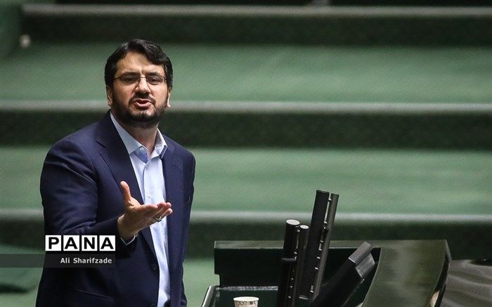 لزوم تلاش مضاعف برای بهبود کیفیت خدمات در فرودگاه‌ها