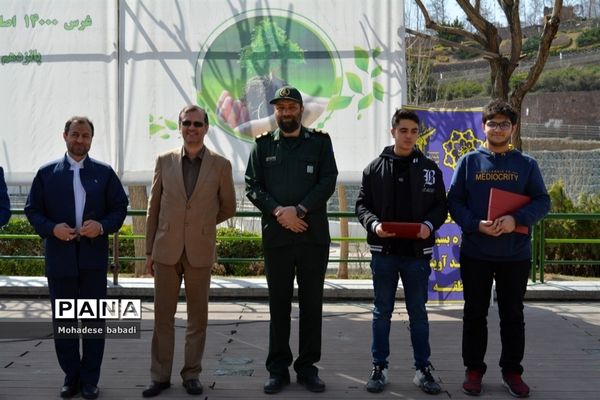 مراسم روز درختکاری و گرامیداشت هفته منابع طبیعی در منطقه ۲