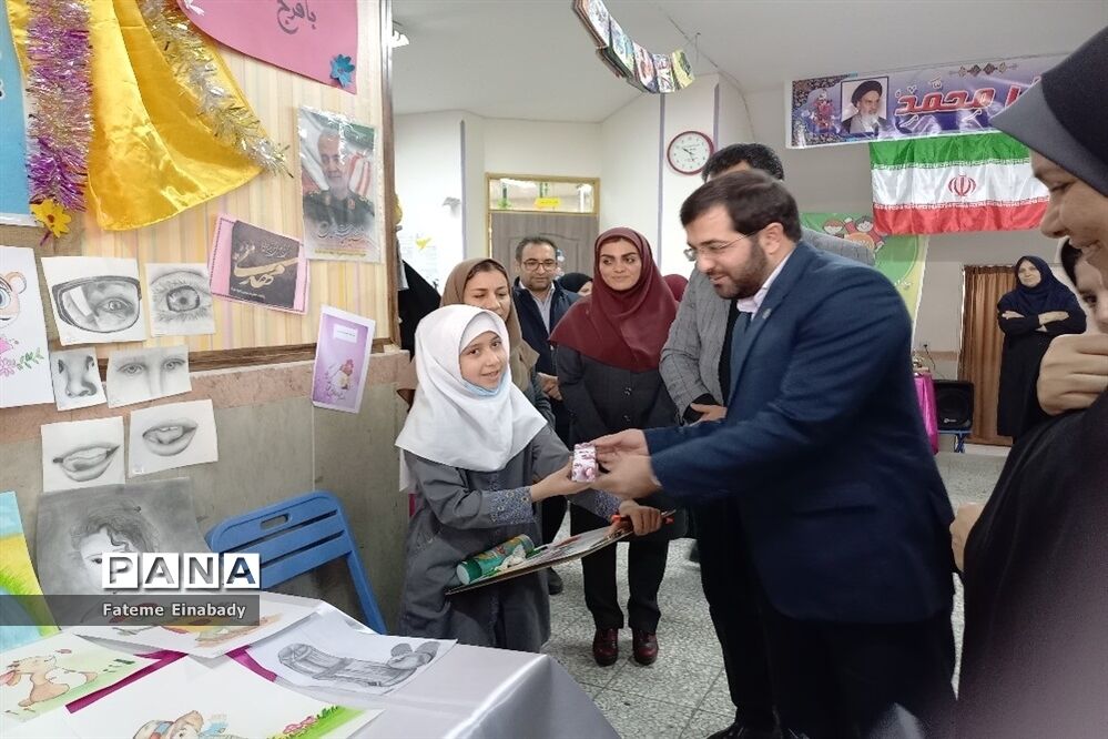 جشن بزرگ نیمه شعبان در مدرسه حاجیه خانم نوری ملارد