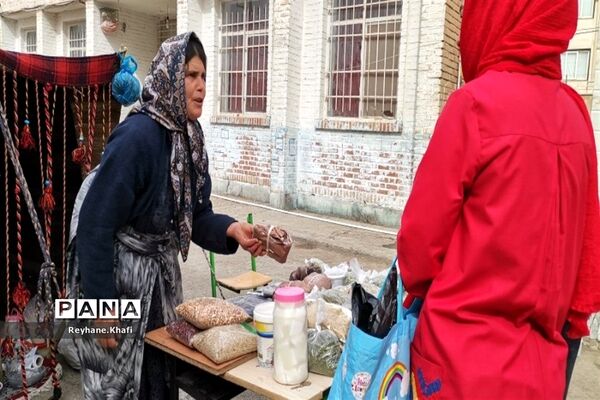 جشن نیکوکاری و درختکاری  در مدرسه مسلم صادقی شریف‌آباد پاکدشت