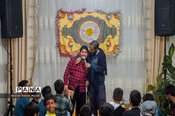 جشن خانگی هیات دانش‌آموزی انصارالمهدی ناحیه 3 به مناسبت میلاد امام زمان(عج)