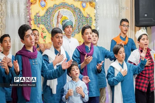 جشن خانگی هیات دانش‌آموزی انصارالمهدی ناحیه 3 به مناسبت میلاد امام زمان(عج)