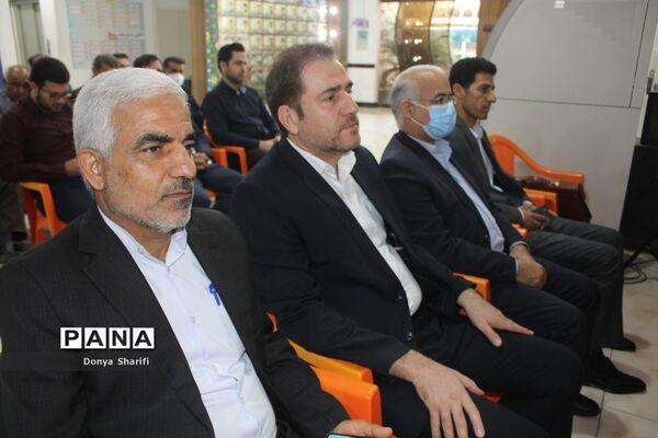جشن میلاد حضرت مهدی (عج) در اداره‌کل آموزش و پرورش استان بوشهر