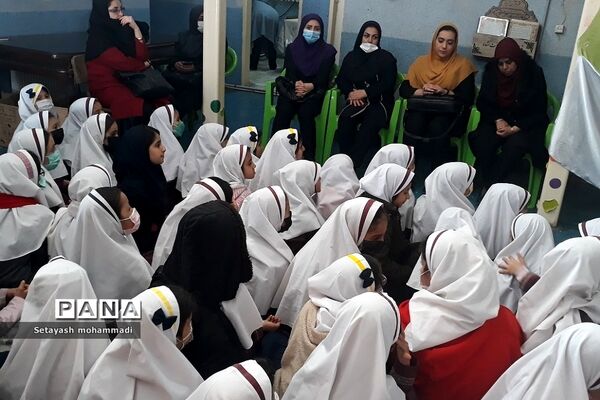 جشن نیمه شعبان در دبستان حضرت  زهرا(س) ۲ رودهن