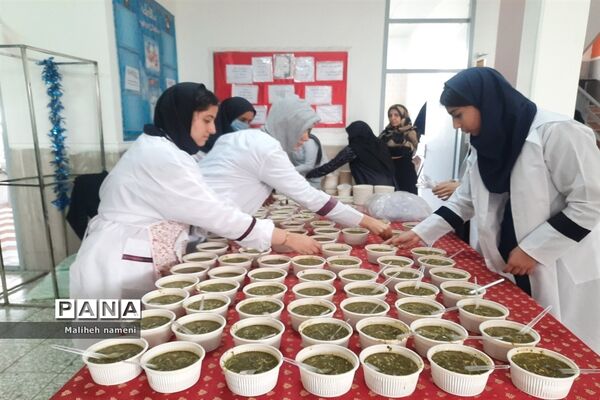برپایی جشن نیمه شعبان در مدارس چهاردانگه