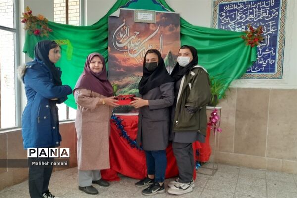 برپایی جشن نیمه شعبان در مدارس چهاردانگه