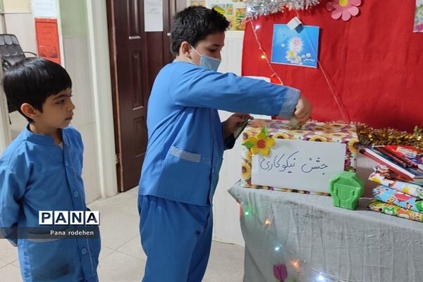 جشن نیکوکاری در مدارس رودهن