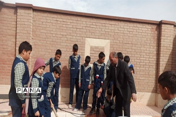 مراسم روز درختکاری در مدرسه جلوه حق و شهدای برکت طغان بخش جوادآباد