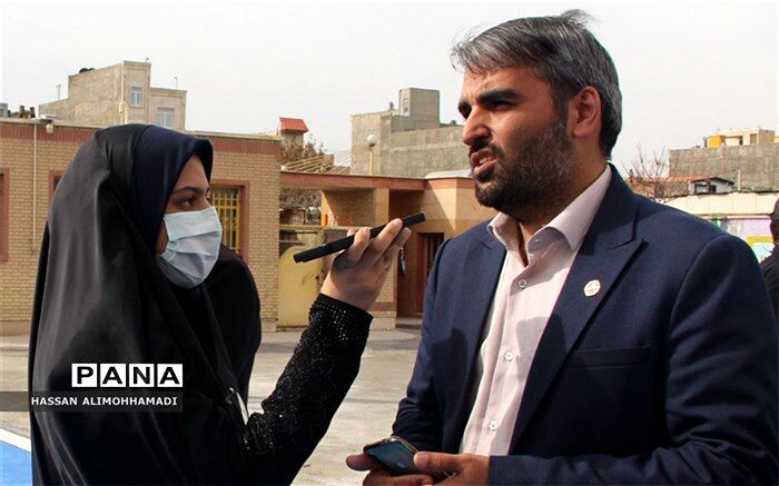 فضاهای ورزشی و دبیران کارآزموده، دو عامل ضروری در راستای به‌ثمر رسیدن تربیت تمام‌ساحتی دانش‌آموزان هستند