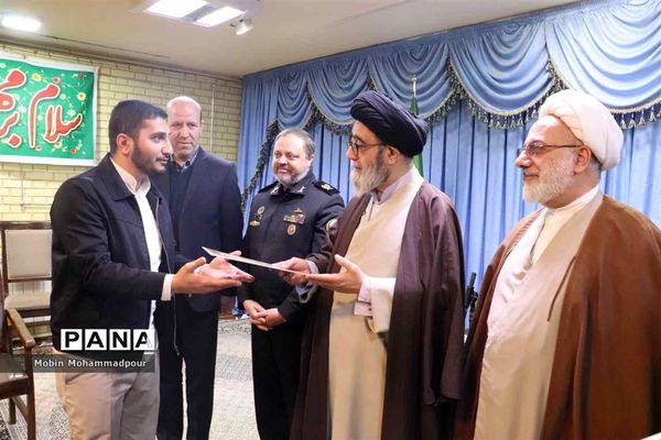 دیدار و تجلیل از مربیان فعال اتحادیه انجمن‌های اسلامی دانش‌آموزی آذربایجان شرقی