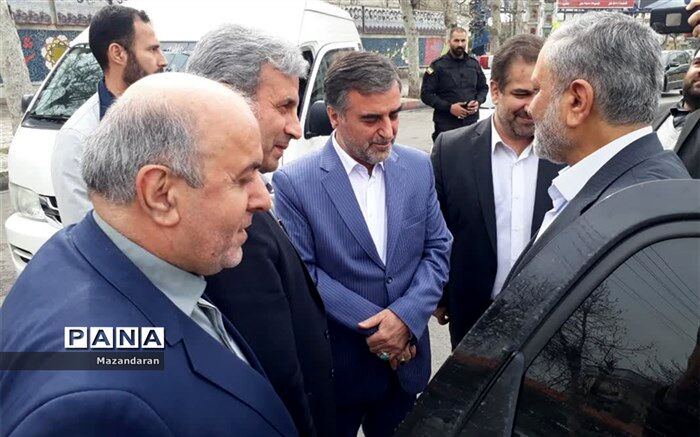 وزیر کار برای سفری دو روزه وارد مازندران شد