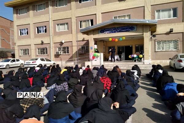 جشن میلاد امام زمان در هنرستان شاهد قائمشهر