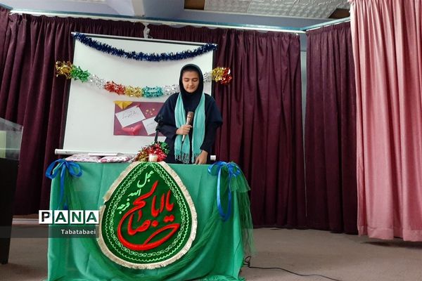 برگزاری جشن نیمه‌شعبان در دبیرستان زینبیه منطقه ۱۳