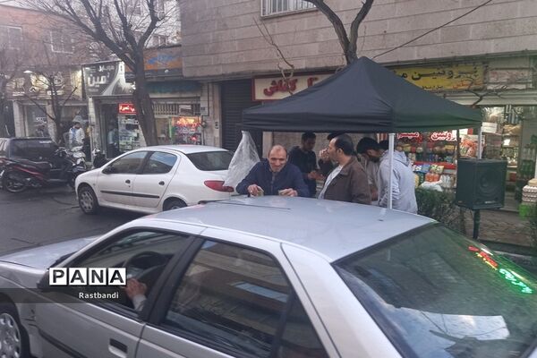 برپایی ایستگاه صلواتی به مناسبت عید امید در منطقه ۱۳