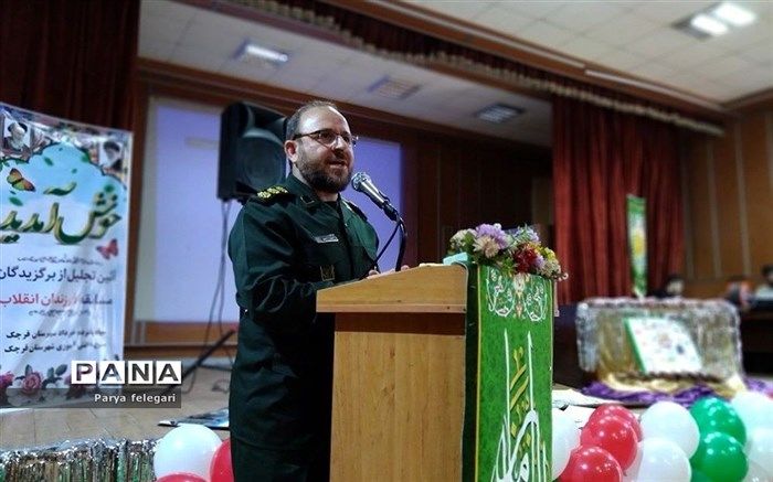 هدف اصلی دشمنان که نظاره‌گر قدرت جمهوری اسلامی ایران هستند، جلوگیری از پیشرفت است