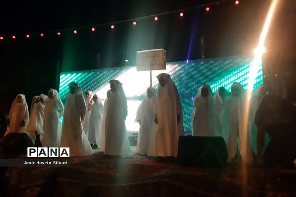 اجرای بیش از ۱۳ سرود دانش‌آموزی  و برنامه‌های مفرح در روز میلاد امام زمان (ع) در جهرم