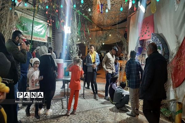 اجرای بیش از ۱۳ سرود دانش‌آموزی  و برنامه‌های مفرح در روز میلاد امام زمان (ع) در جهرم