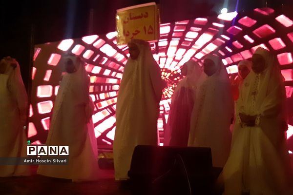 اجرای بیش از ۱۳ سرود دانش‌آموزی  و برنامه‌های مفرح در روز میلاد امام زمان (ع) در جهرم