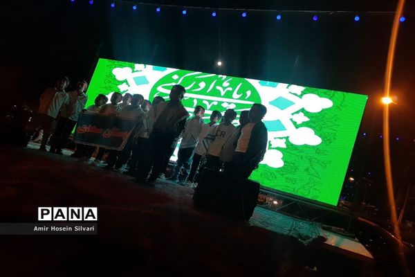 اجرای بیش از ۱۳ سرود دانش‌آموزی  و برنامه‌های مفرح در روز میلاد امام زمان (ع) در جهرم