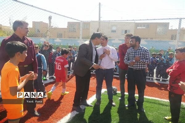 مسابقات فوتبال بین مدرسه‌ای پسران ناحیه یک یزد