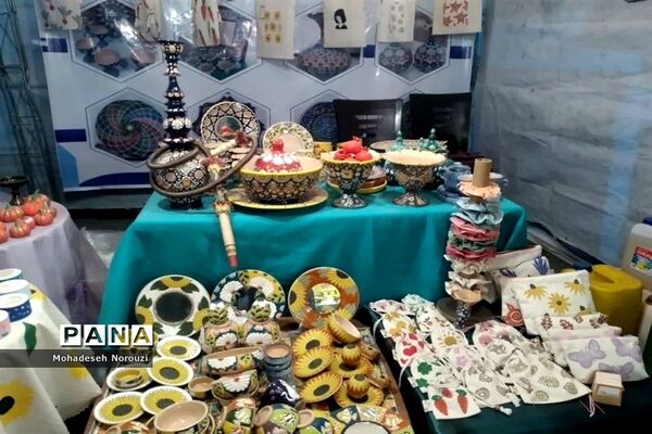 نمایشگاه صنایع‌دستی و محصولات اقوام و عشایر ایرانی در اسلامشهر