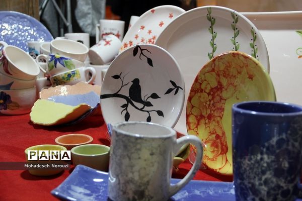 نمایشگاه صنایع‌دستی و محصولات اقوام و عشایر ایرانی در اسلامشهر