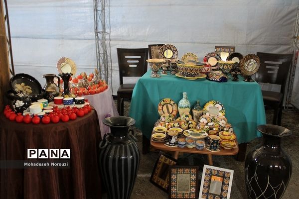 نمایشگاه صنایع‌دستی و محصولات اقوام و عشایر ایرانی در اسلامشهر