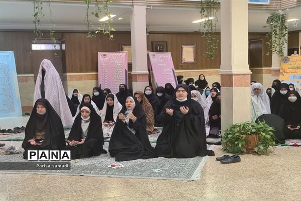 برپایی جشن بزرگ نیمه شعبان در دبیرستان فرهنگ ۱۳