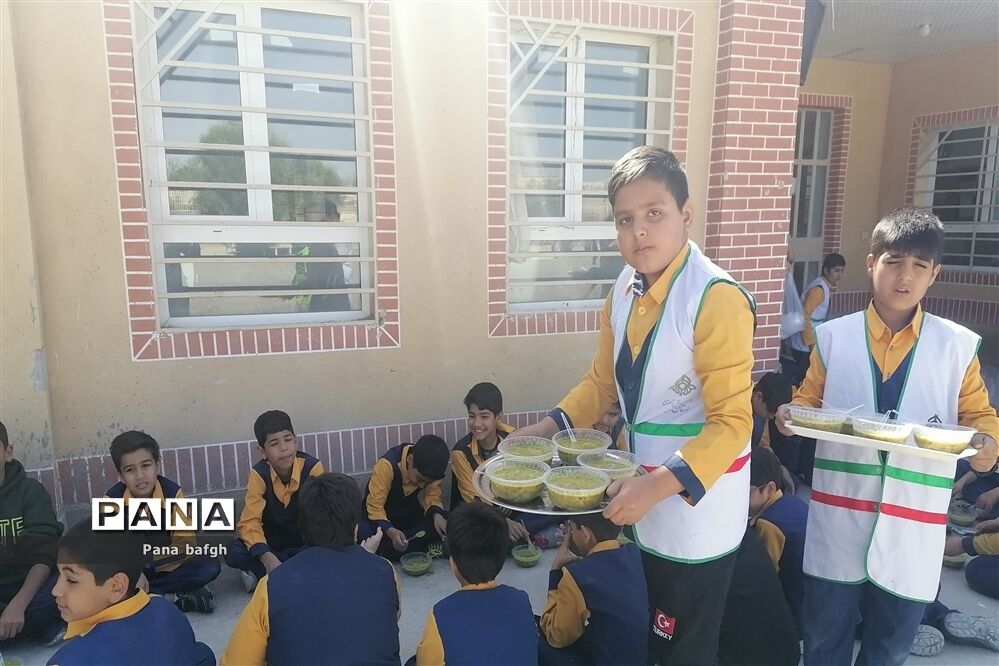 جشن نیمه شعبان در مدرسه شهید دهستانی بافق