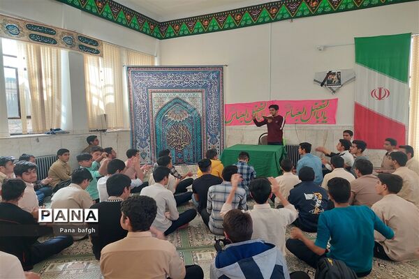 جشن بزرگ میلاد حضرت ولی عصر(عج) دبیرستان نمونه دولتی امام رضا (ع)  بافق