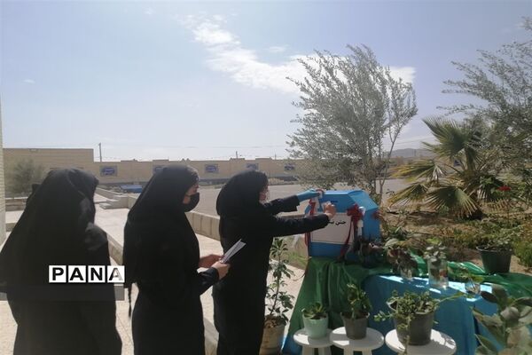 برگزاری جشن نیکوکاری در دبیرستان برکت شهرستان خاتم