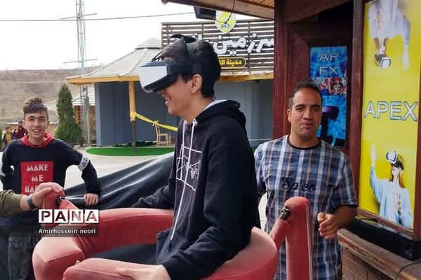 اردوی تفریحی دانش‌آموزان مدرسه شهدای بانک مسکن در مشهد مقدس