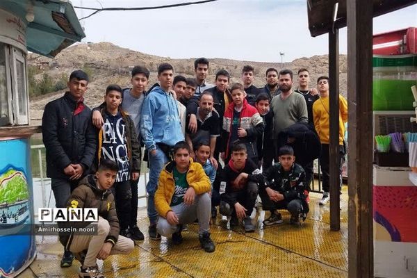 اردوی تفریحی دانش‌آموزان مدرسه شهدای بانک مسکن در مشهد مقدس