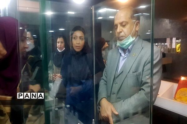 بازدید تخصصی  سرگروه‌های درسی آموزش وپرورش ناحیه 2 شهرری  از موسسه تحقیقاتی  واکسن و سرم سازی رازی