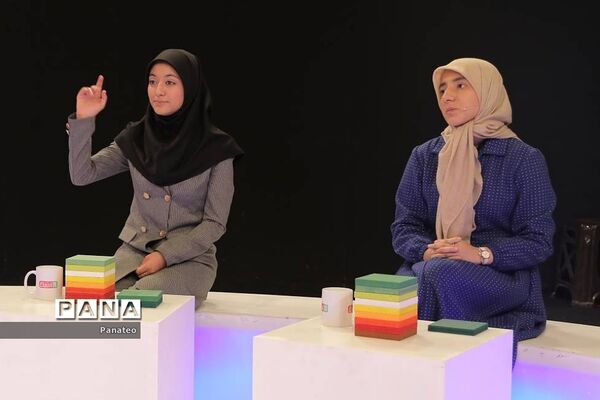 دانش آموز خبرنگاران پانا شهرستان‌های تهران در برنامه تلویزیونی هم ارتفاع
