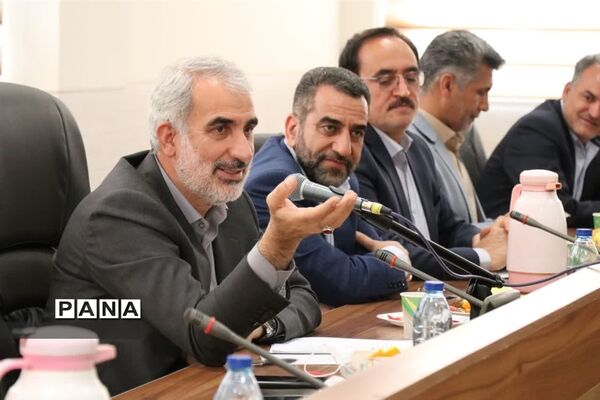 سفر وزیر آموزش و پرورش به شهرستان ابرکوه